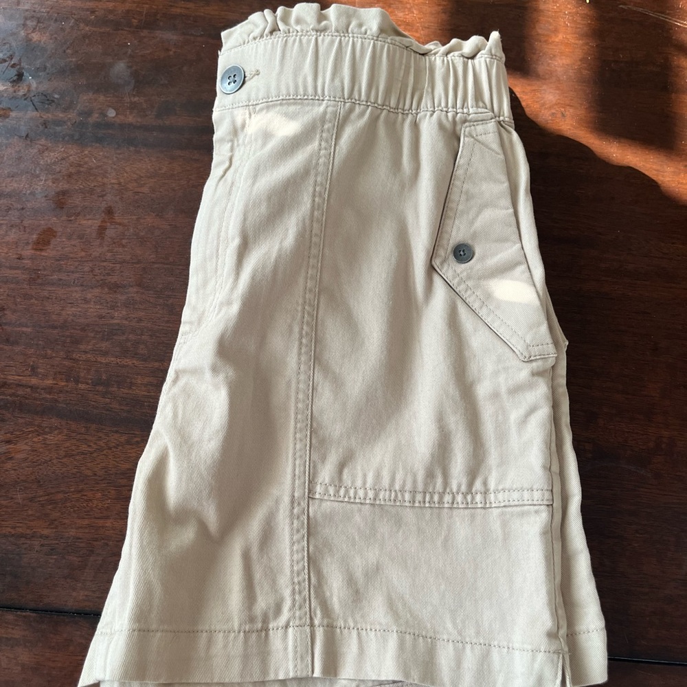 Old Navy khaki shorts